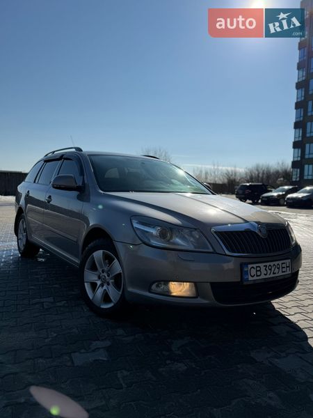 Универсал Skoda Octavia 2010 в Софиевской Борщаговке