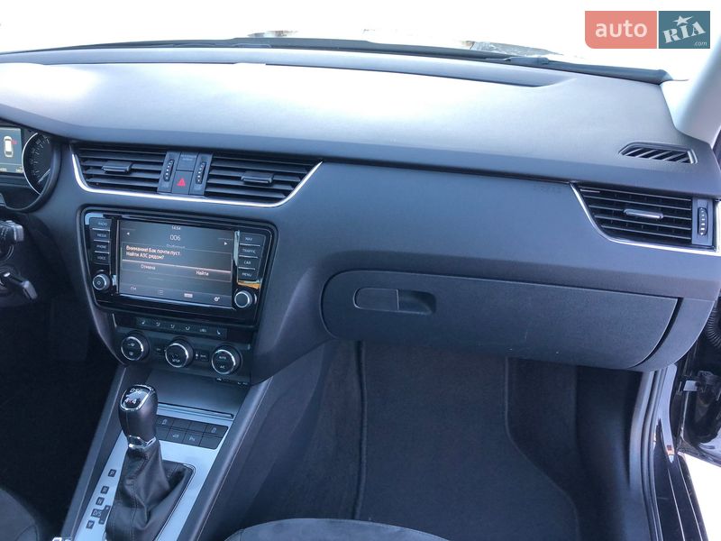 Универсал Skoda Octavia 2015 в Коростене