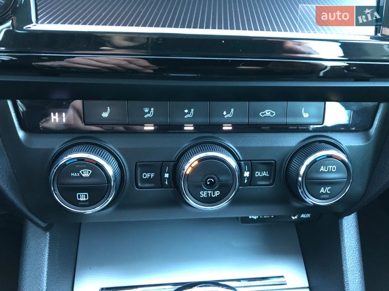 Универсал Skoda Octavia 2015 в Коростене