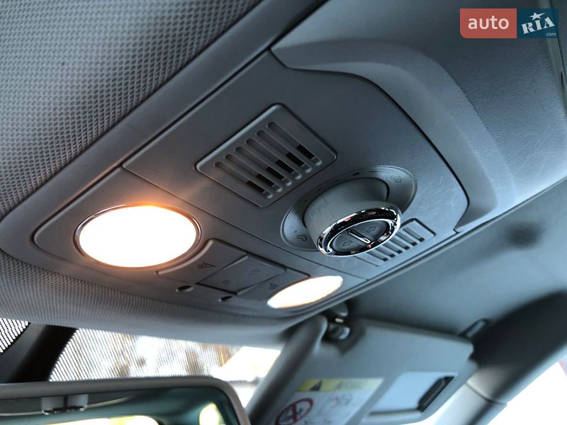 Универсал Skoda Octavia 2015 в Коростене