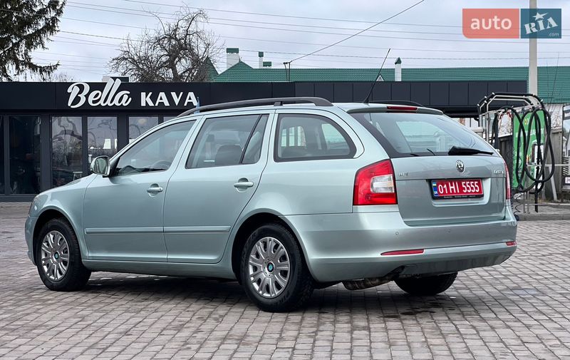 Универсал Skoda Octavia 2010 в Лубнах