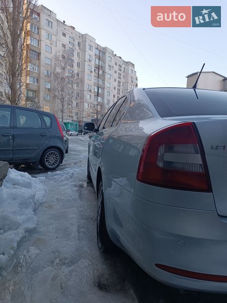 Лифтбек Skoda Octavia 2010 в Сумах