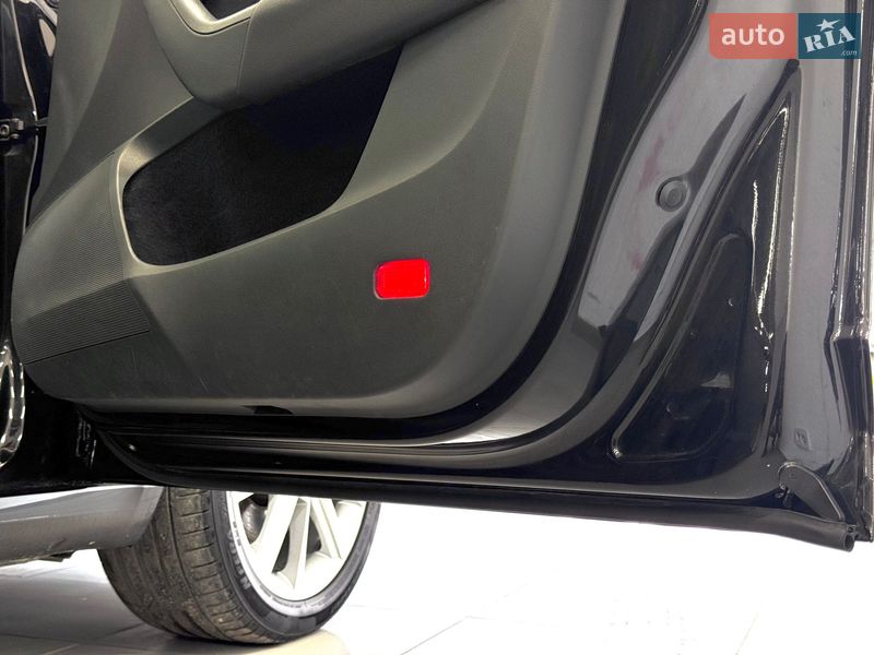 Универсал Skoda Octavia 2013 в Стрые