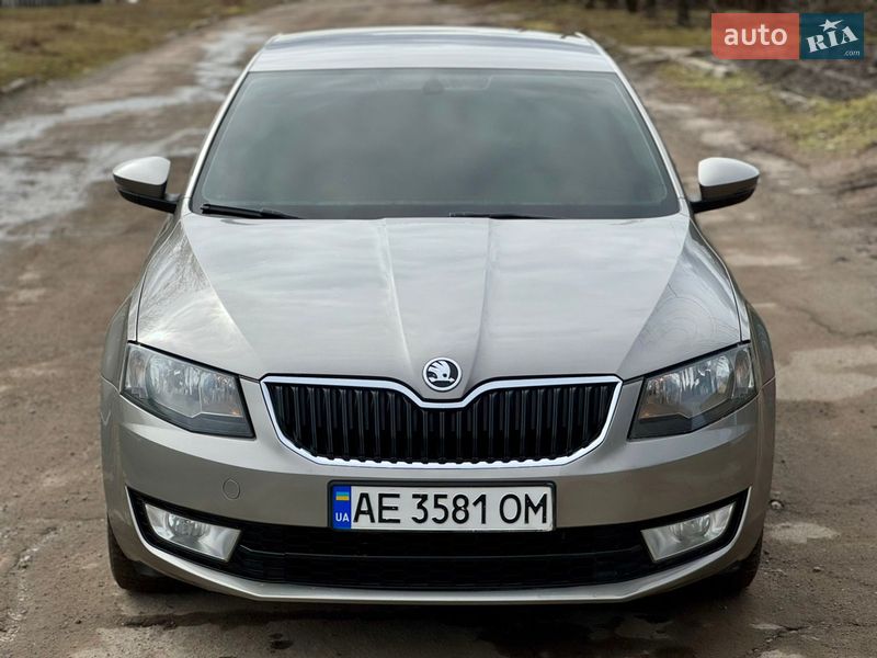 Лифтбек Skoda Octavia 2013 в Днепре