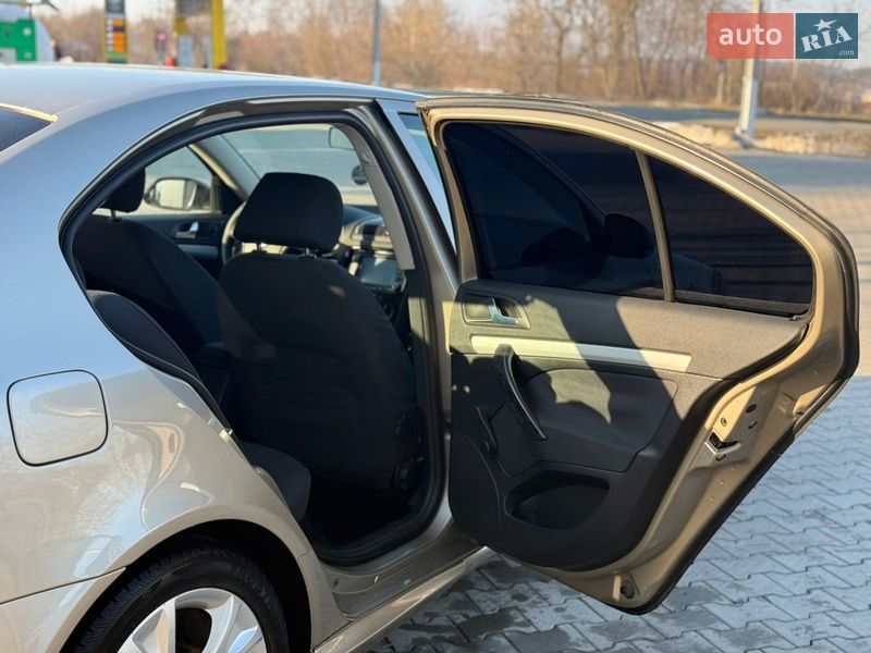 Лифтбек Skoda Octavia 2005 в Тернополе