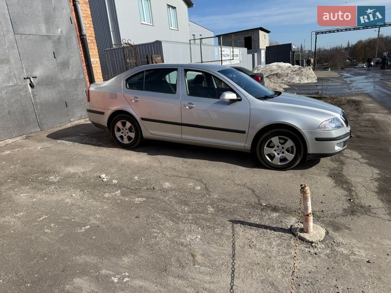 Лифтбек Skoda Octavia 2005 в Ровно