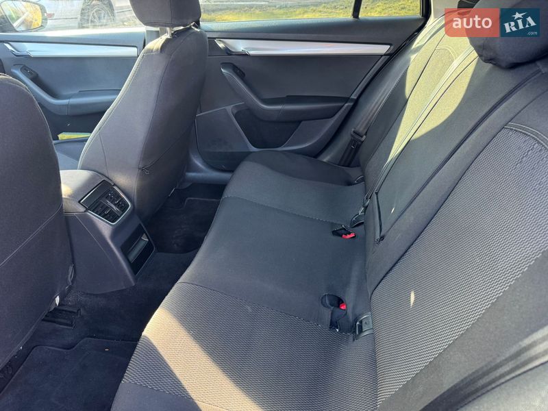 Универсал Skoda Octavia 2015 в Кагарлыке