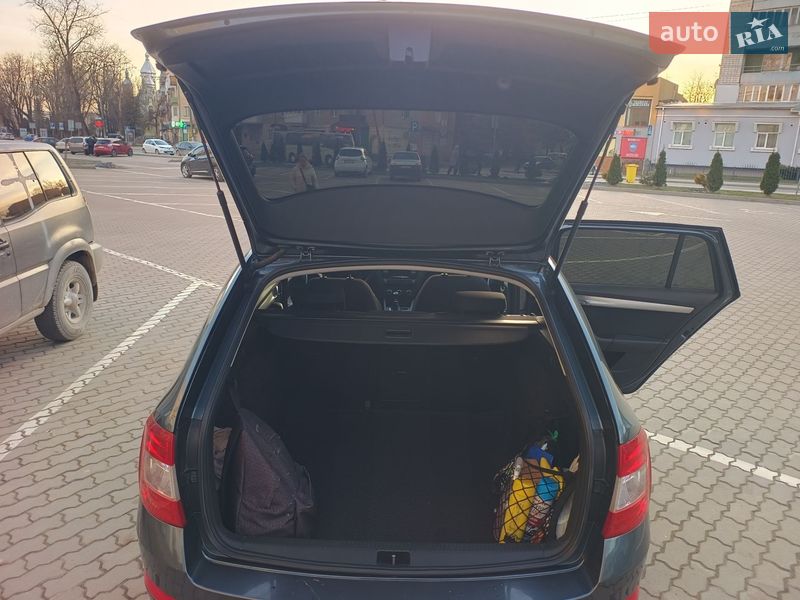 Универсал Skoda Octavia 2016 в Дрогобыче