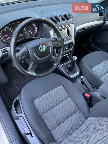 Универсал Skoda Octavia 2013 в Ровно