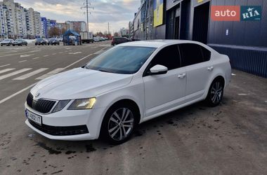 Лифтбек Skoda Octavia 2018 в Чернигове