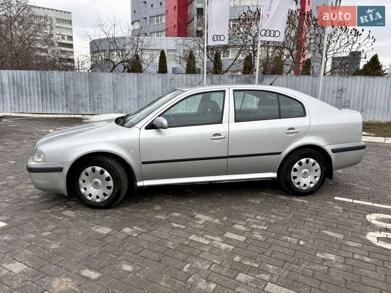 Лифтбек Skoda Octavia 2004 в Харькове