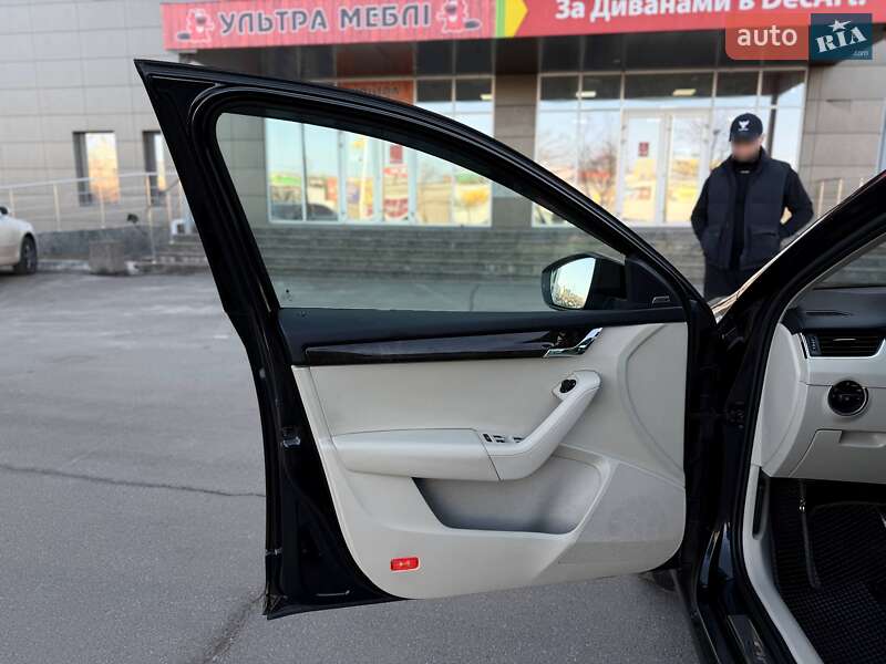 Універсал Skoda Octavia 2015 в Кривому Розі