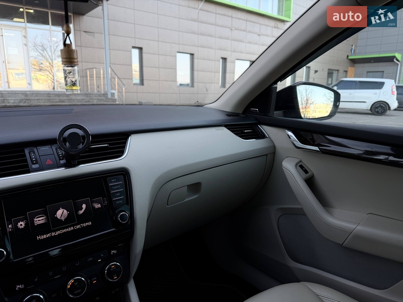 Універсал Skoda Octavia 2015 в Кривому Розі