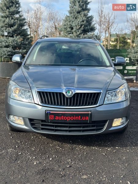 Универсал Skoda Octavia 2012 в Белогородке
