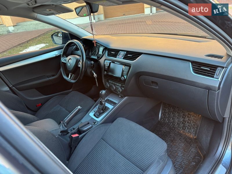 Лифтбек Skoda Octavia 2016 в Стрые