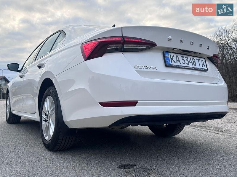 Лифтбек Skoda Octavia 2022 в Днепре