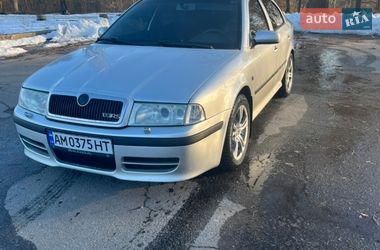 Лифтбек Skoda Octavia 2003 в Житомире