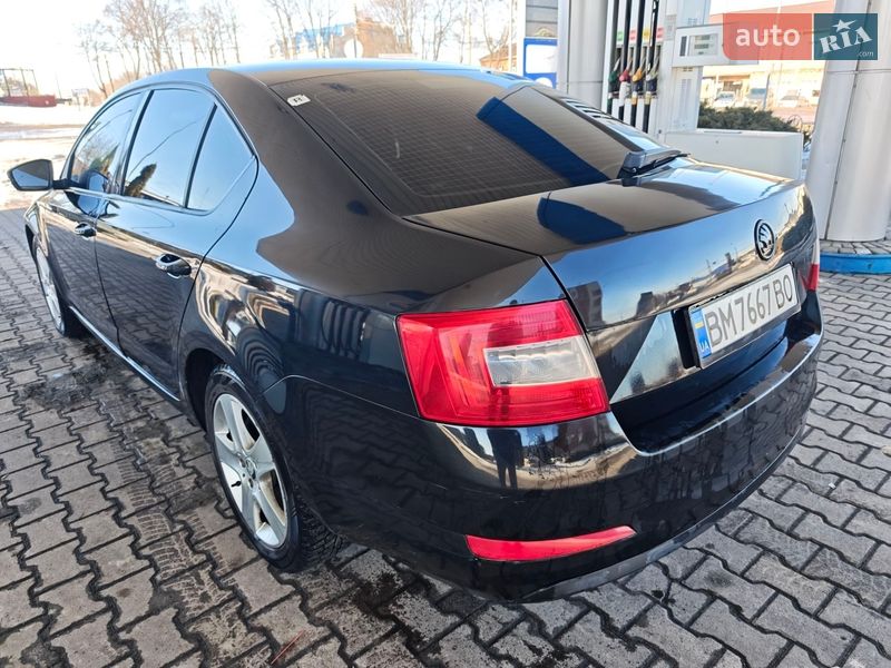 Лифтбек Skoda Octavia 2015 в Сумах