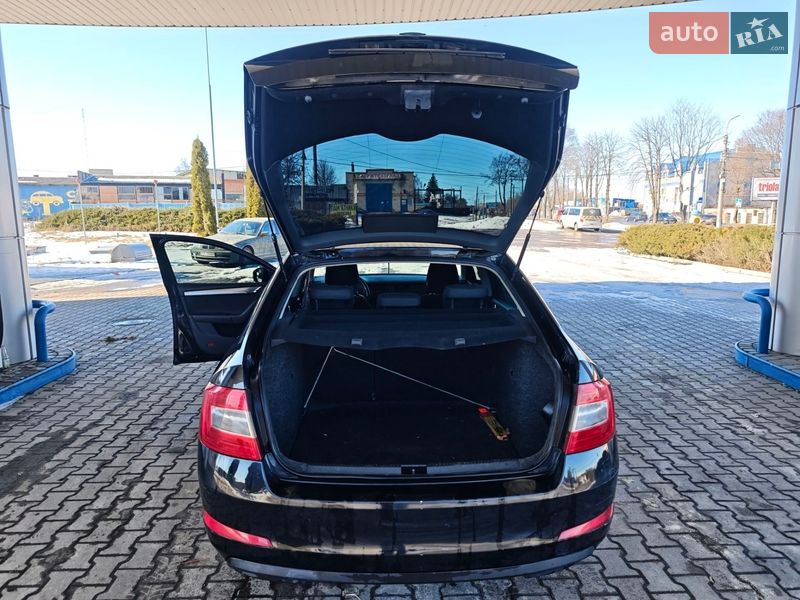Лифтбек Skoda Octavia 2015 в Сумах