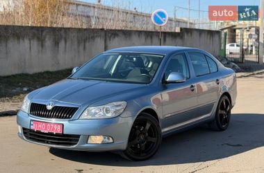 Лифтбек Skoda Octavia 2010 в Луцке