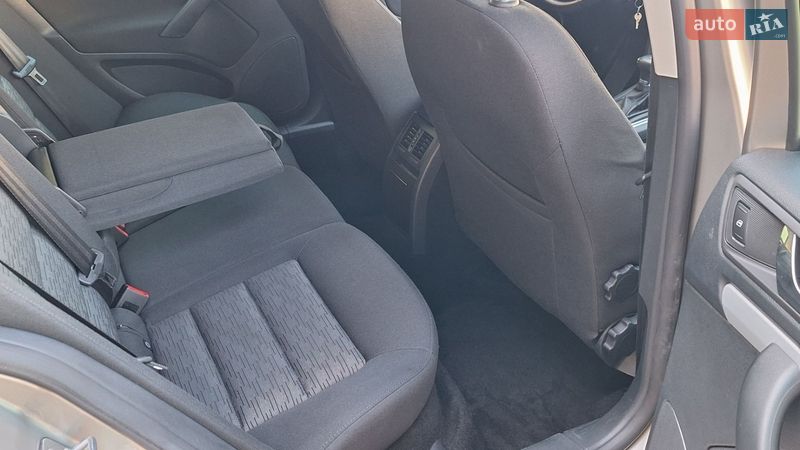 Универсал Skoda Octavia 2010 в Калуше