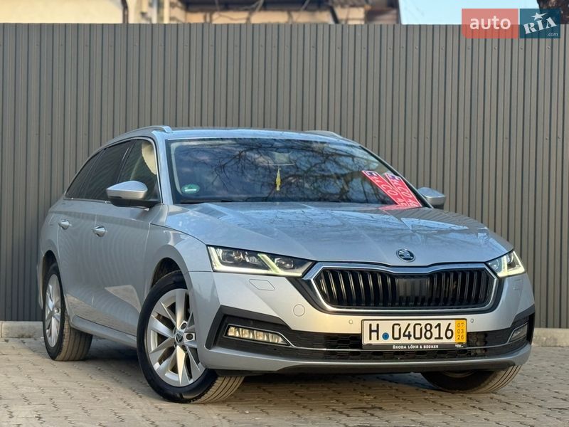 Универсал Skoda Octavia 2021 в Львове