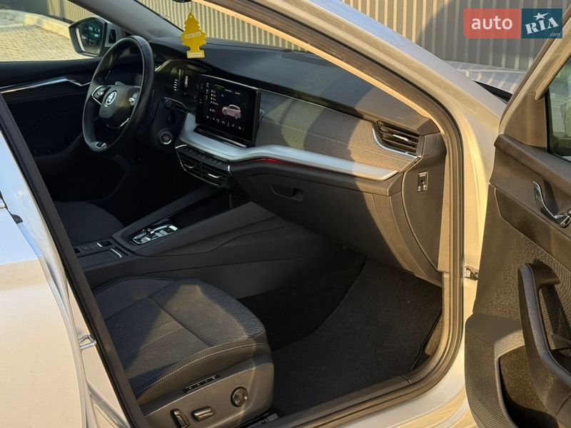 Универсал Skoda Octavia 2021 в Львове