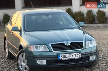 Лифтбек Skoda Octavia 2006 в Самборе