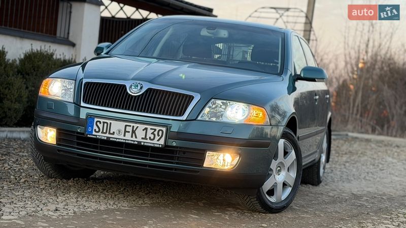 Лифтбек Skoda Octavia 2006 в Самборе