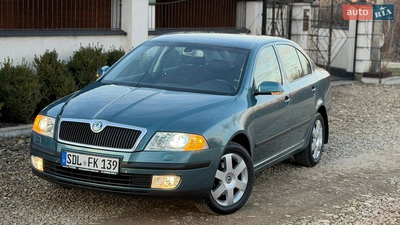 Лифтбек Skoda Octavia 2006 в Самборе