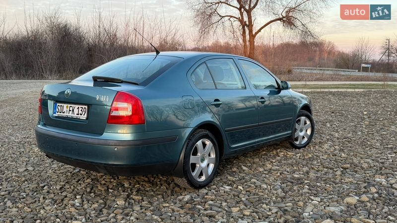 Лифтбек Skoda Octavia 2006 в Самборе