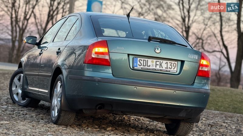 Лифтбек Skoda Octavia 2006 в Самборе