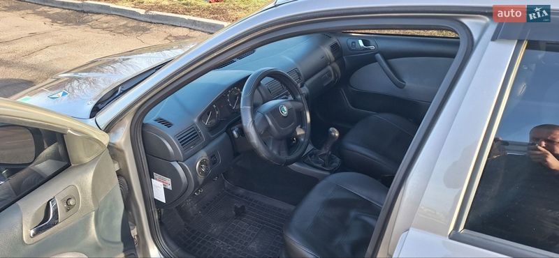 Лифтбек Skoda Octavia 2010 в Кропивницком