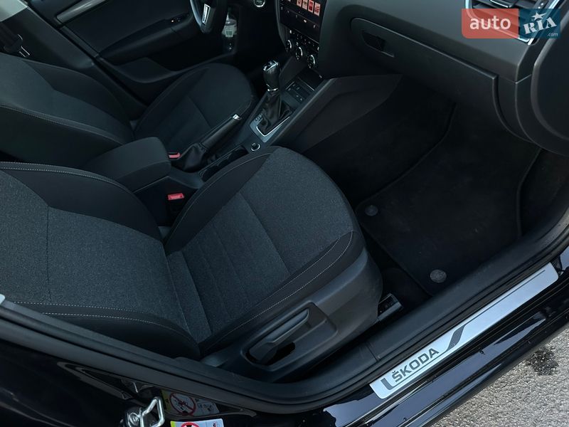 Универсал Skoda Octavia 2019 в Луцке