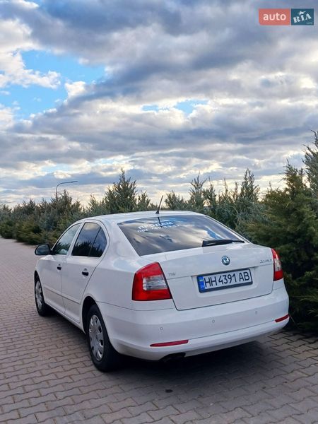 Лифтбек Skoda Octavia 2012 в Сарате