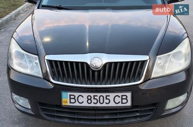 Лифтбек Skoda Octavia 2009 в Сокале