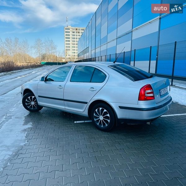 Лифтбек Skoda Octavia 2006 в Львове