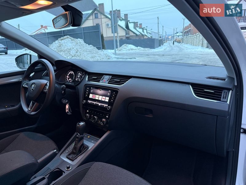 Универсал Skoda Octavia 2019 в Львове