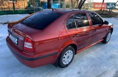 Лифтбек Skoda Octavia 2003 в Киеве