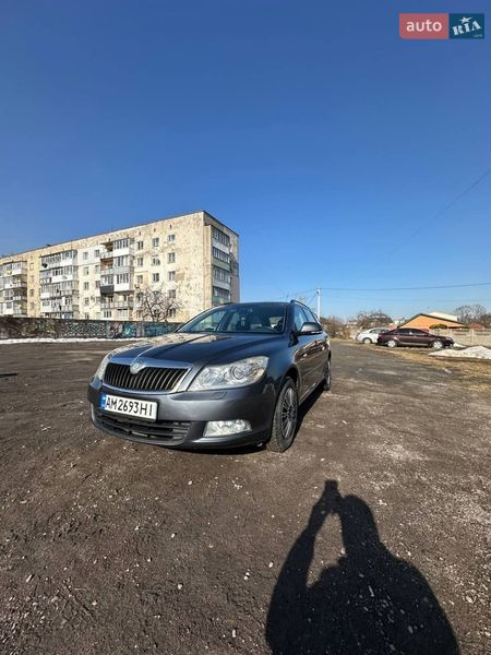 Универсал Skoda Octavia 2008 в Звягеле