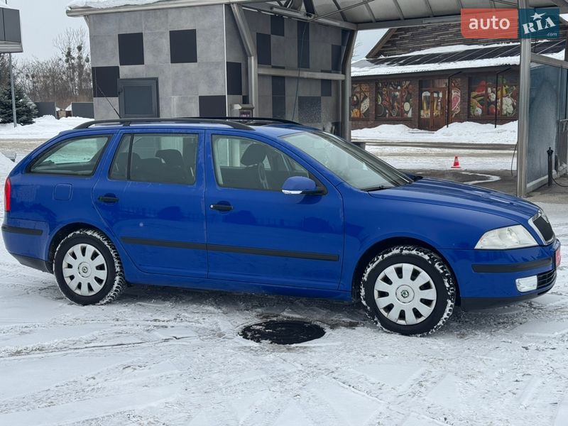 Универсал Skoda Octavia 2007 в Сарнах