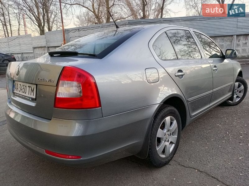 Лифтбек Skoda Octavia 2012 в Киеве