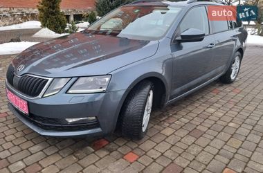 Универсал Skoda Octavia 2018 в Нововолынске