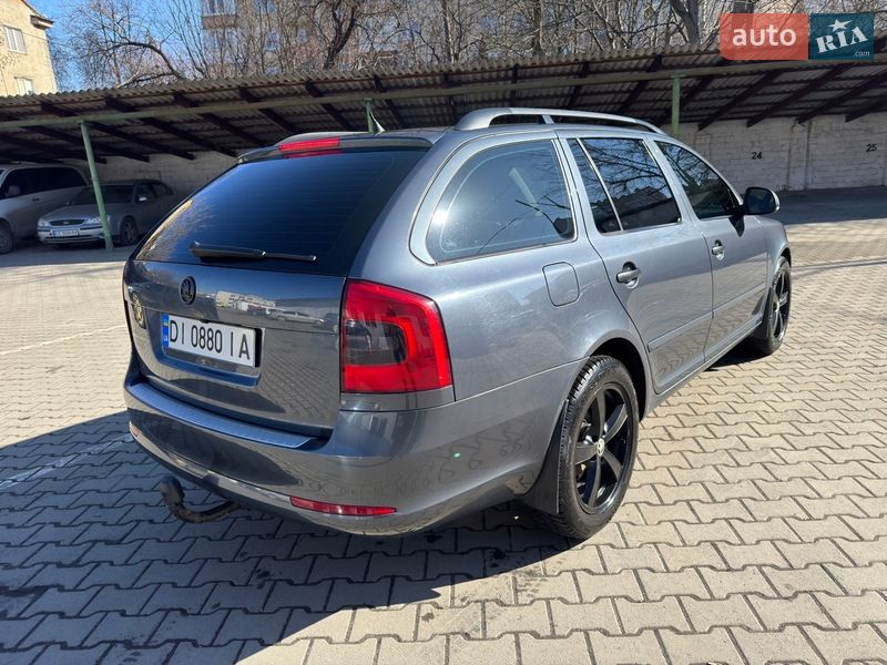 Универсал Skoda Octavia 2012 в Черновцах