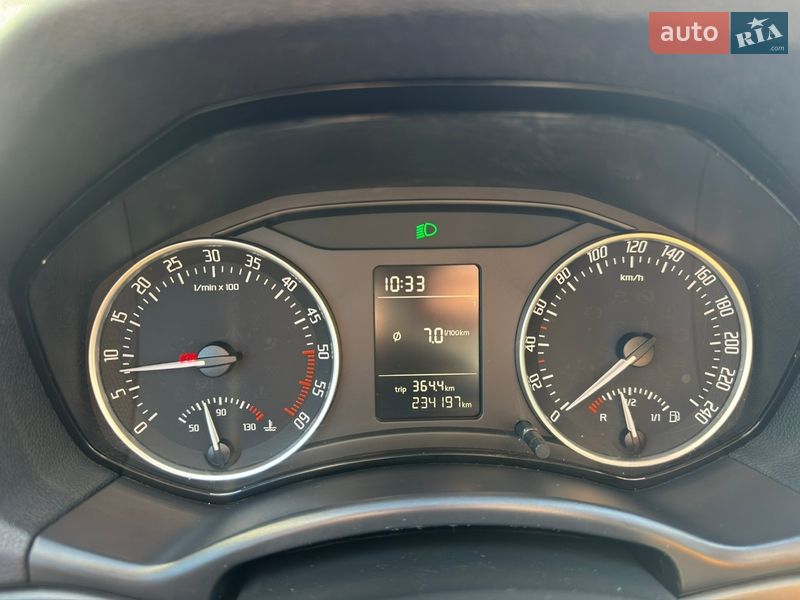 Универсал Skoda Octavia 2012 в Черновцах