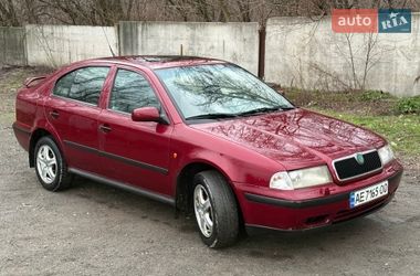 Ліфтбек Skoda Octavia 1998 в Дніпрі