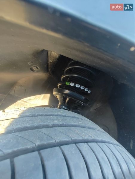 Лифтбек Skoda Octavia 2003 в Тарутине