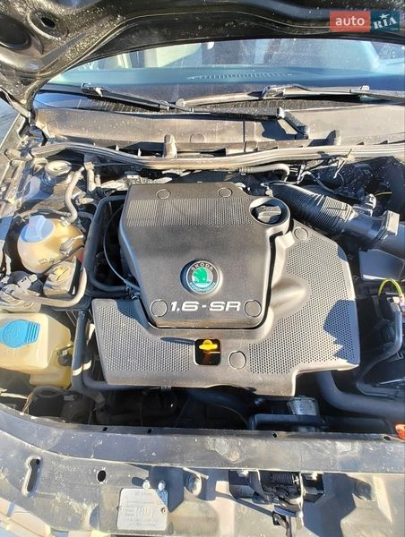 Лифтбек Skoda Octavia 2003 в Тарутине