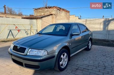 Ліфтбек Skoda Octavia 2003 в Зміїві