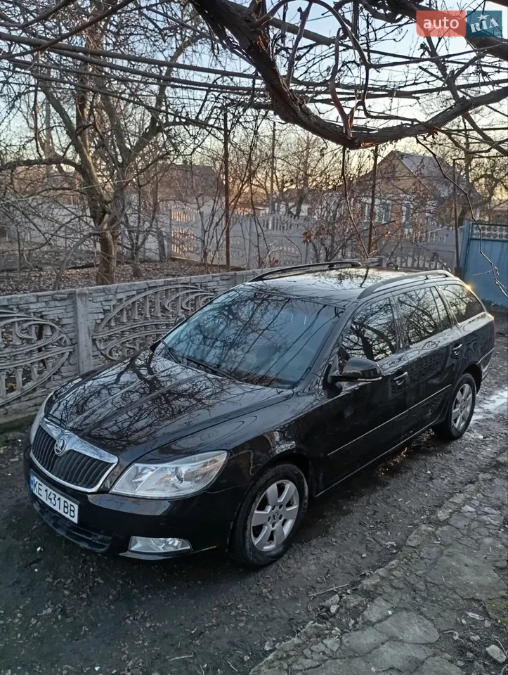 2011 Skoda Octavia - мініатюра 80